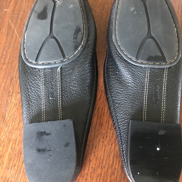 Women’s black leather Talbot’s loafers - Picture 2 of 5